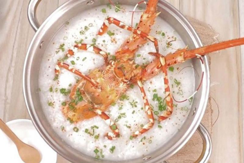 Nguyên liệu tươi ngon để nấu món cháo tôm hùm bổ dưỡng tại nhà